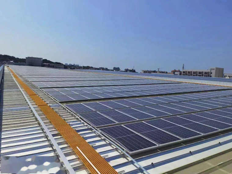 1萬(wàn)平米光伏發(fā)電的成本與利潤(rùn)