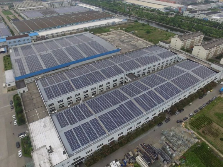  檢查光伏組件黏合時，關注哪些方面